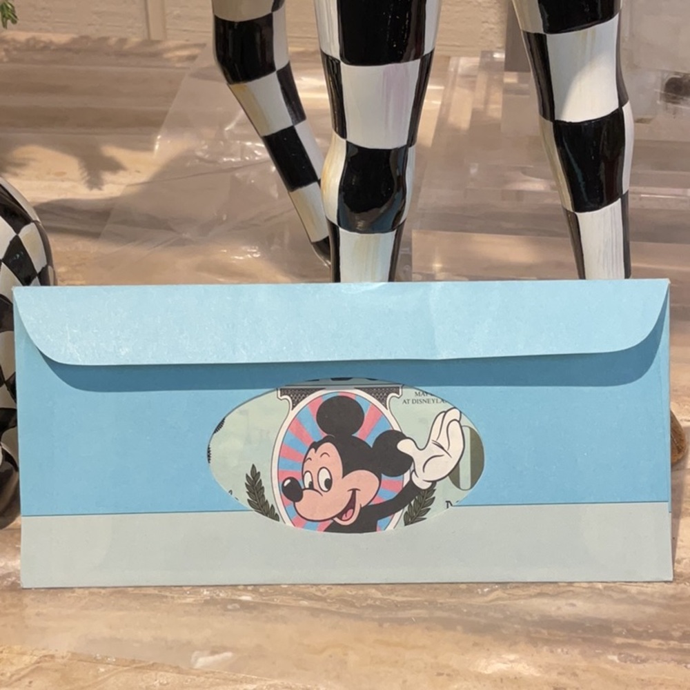 VINTAGE 1987 DISNEY DOLLAR - Picture 7 of 7